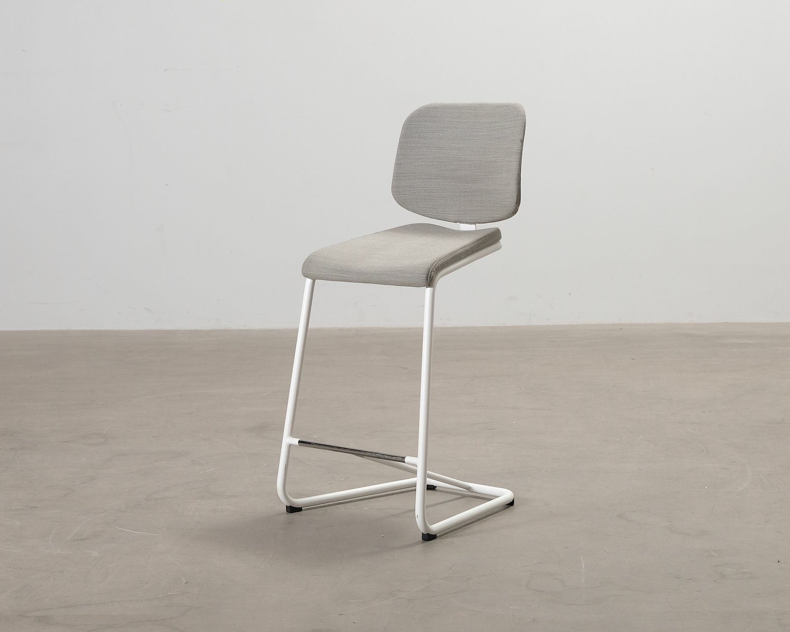lammhults-add-baarituoli-harmaa