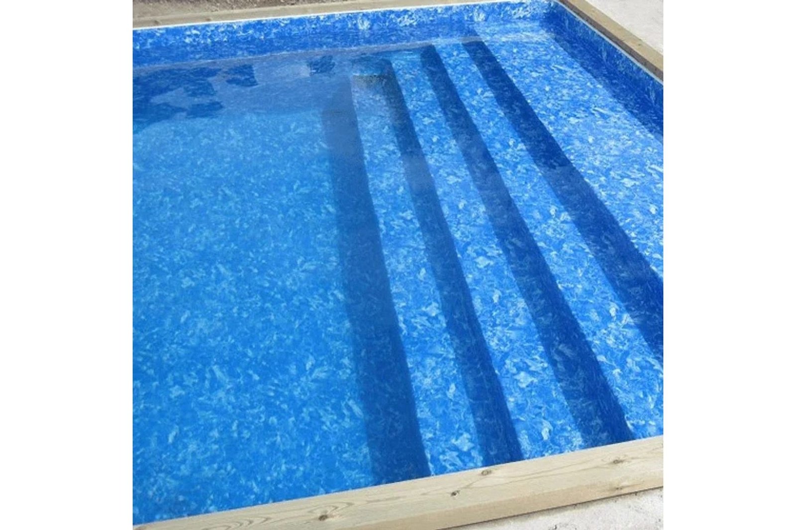 allasvuoraus-planet-pool-tradition-suorakulmio-15-m-syva-10-x-5-m-marmori-10-x-5-m-marmori