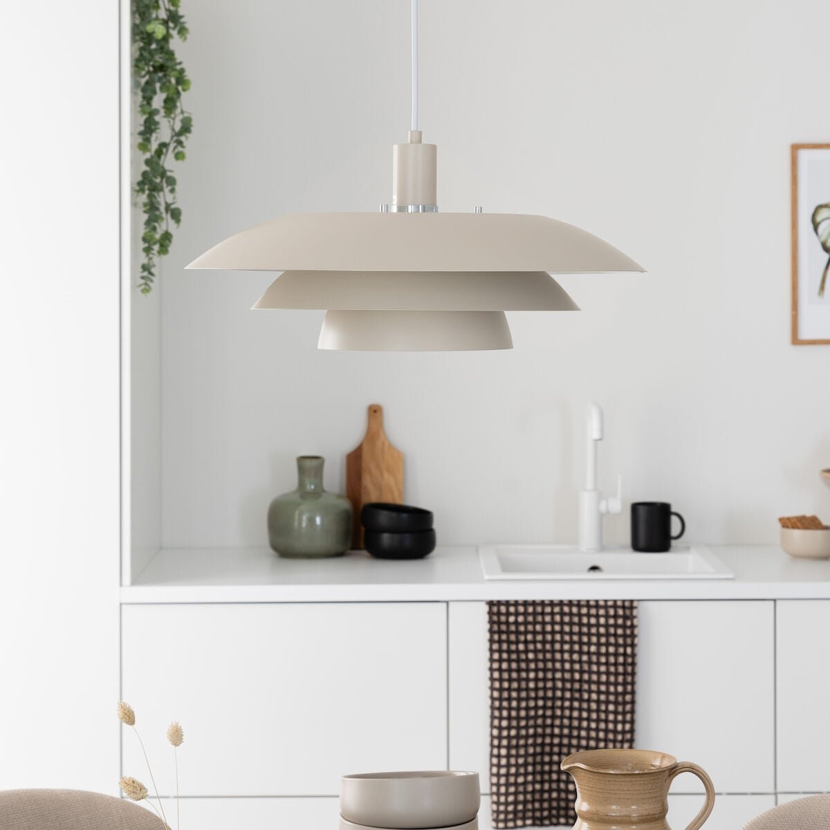 aneta-lighting-epsilon-riippuvalaisin-o45-cm-beige