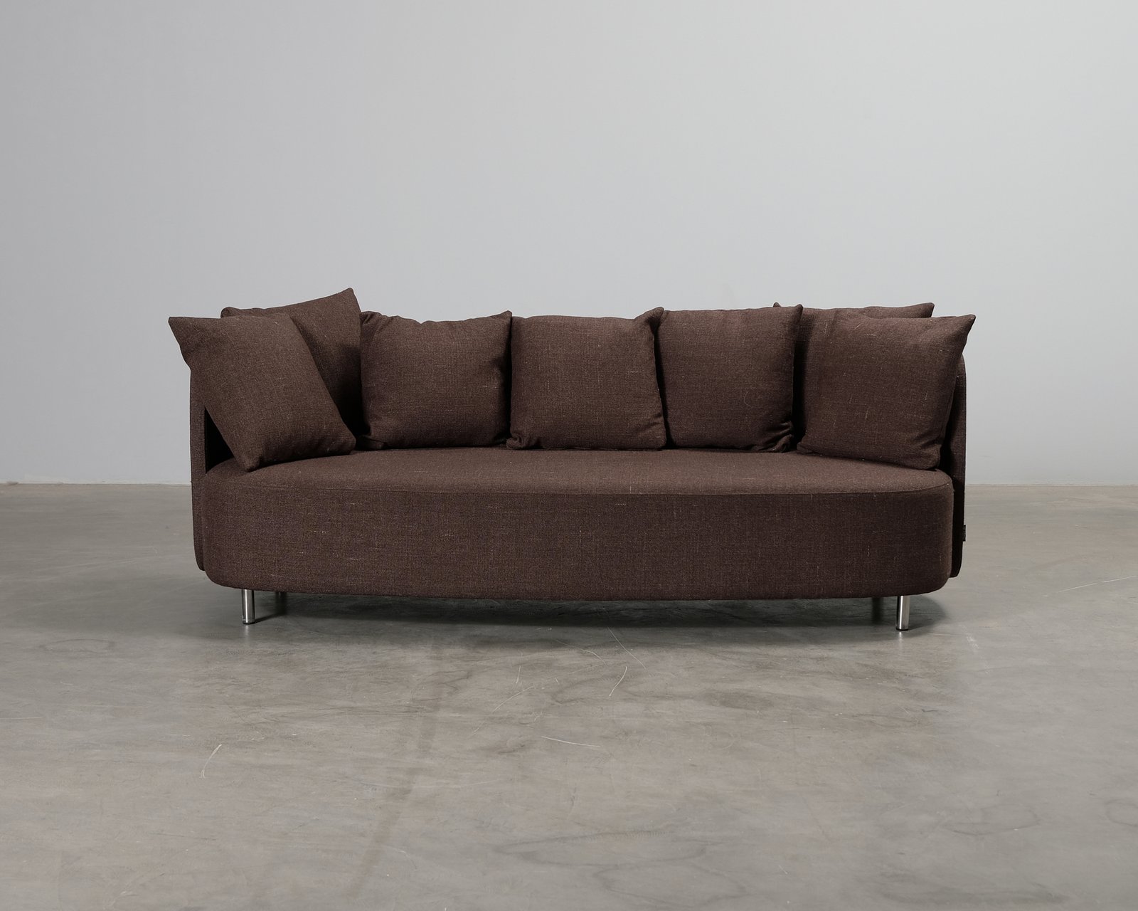offect-minima-2-istuttava-sohva-ruskea