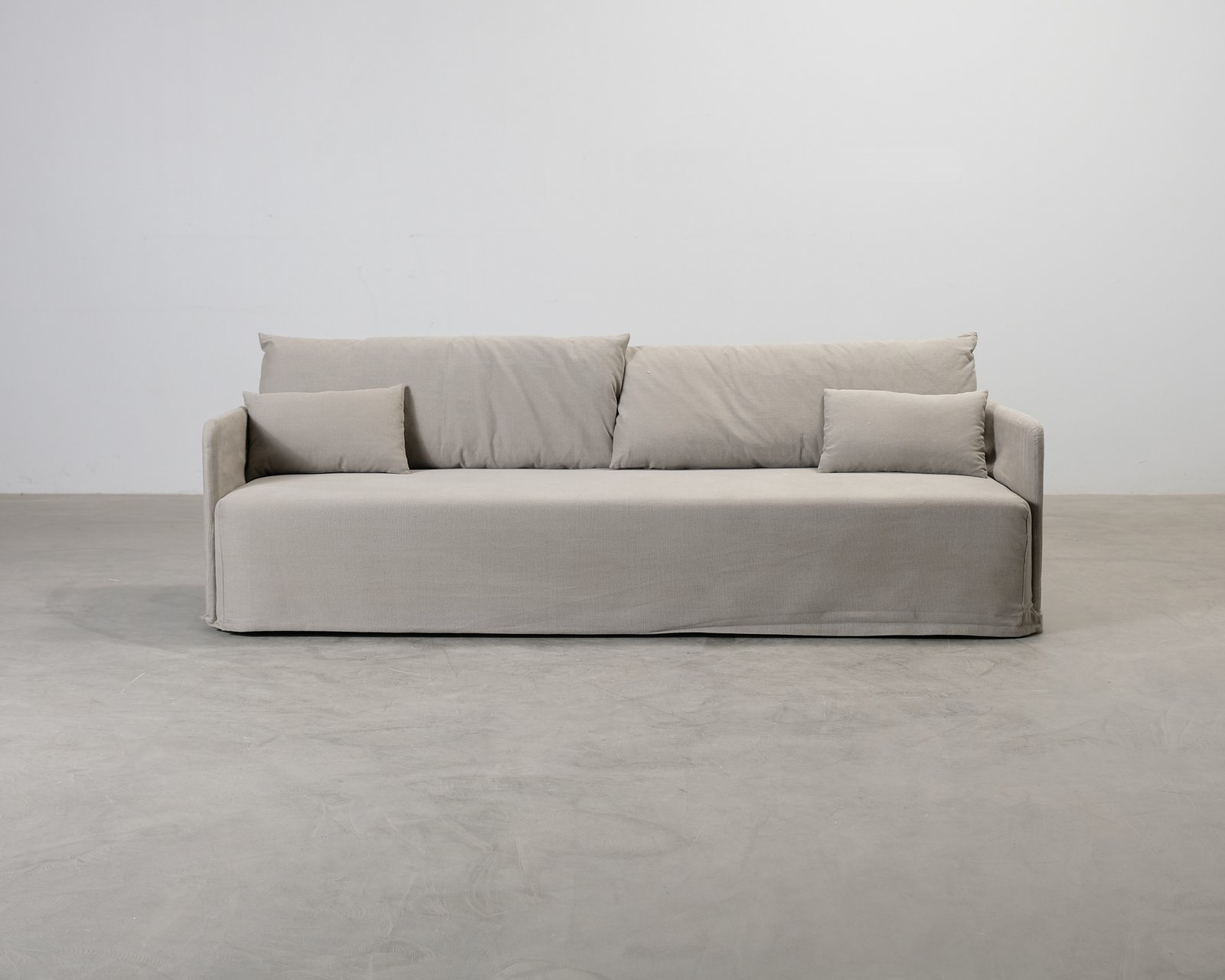 audo-copenhagen-offset-3-istuttava-sohva-harmaanbeige