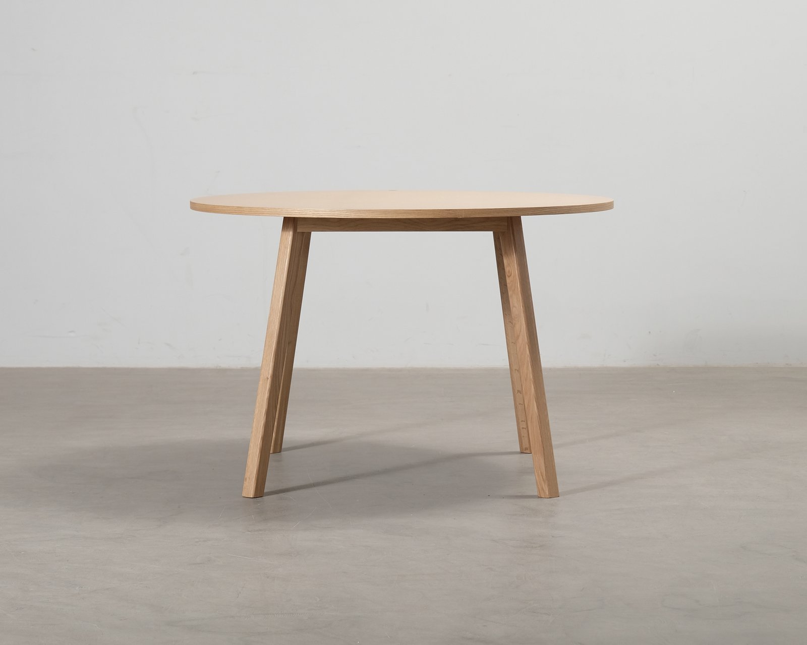 hubsch-ground-poyta-o-115-cm-tammi