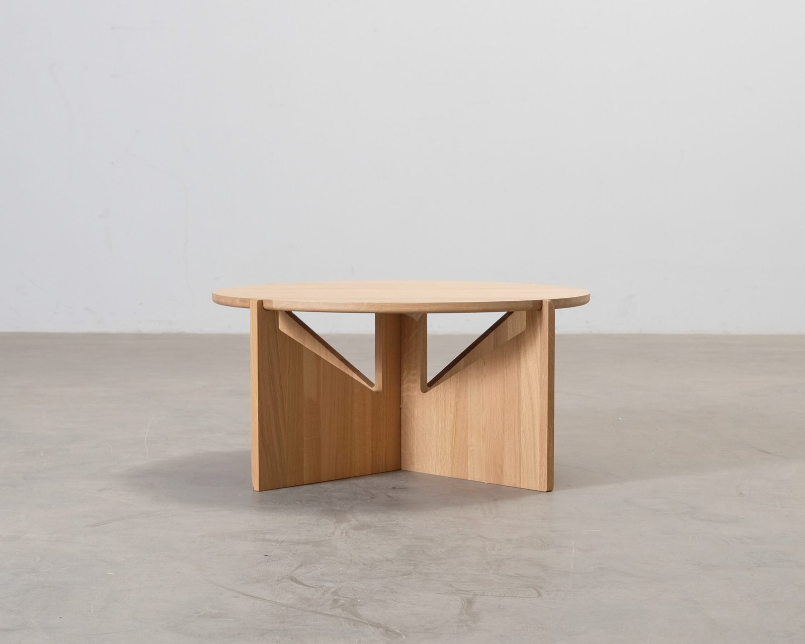 kristina-dam-studio-simple-xl-sohvapoyta-o-78-cm-tammi
