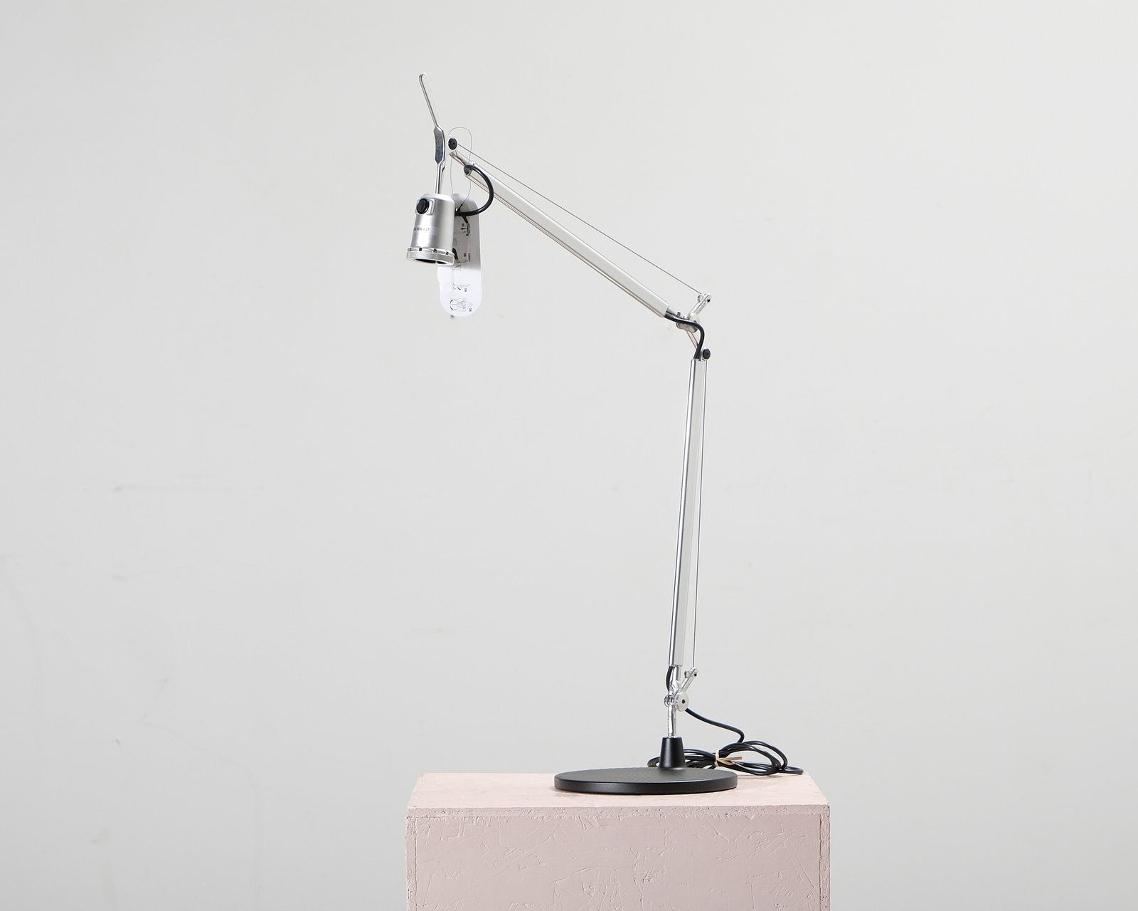 artemide-poytavalaisin