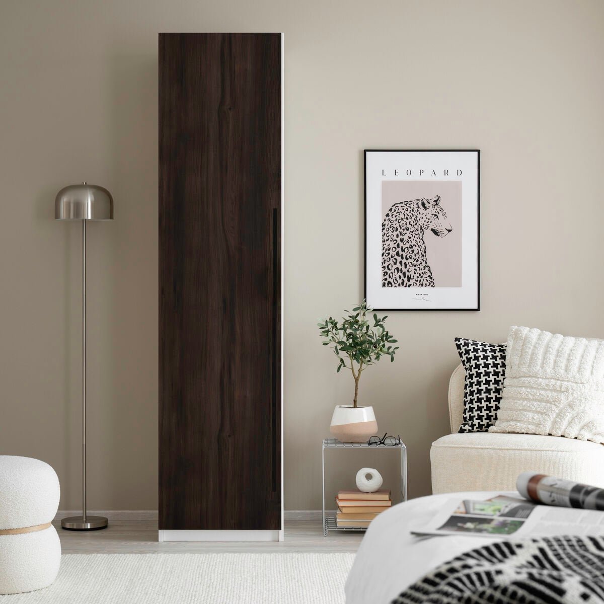 edith-vaatekaappi-50x54x205-cm-tumma-tammi-valkoinen-belluno-musta-vetimella