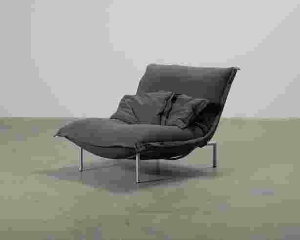 ligne-roset-calin-nojatuoli-harmaa