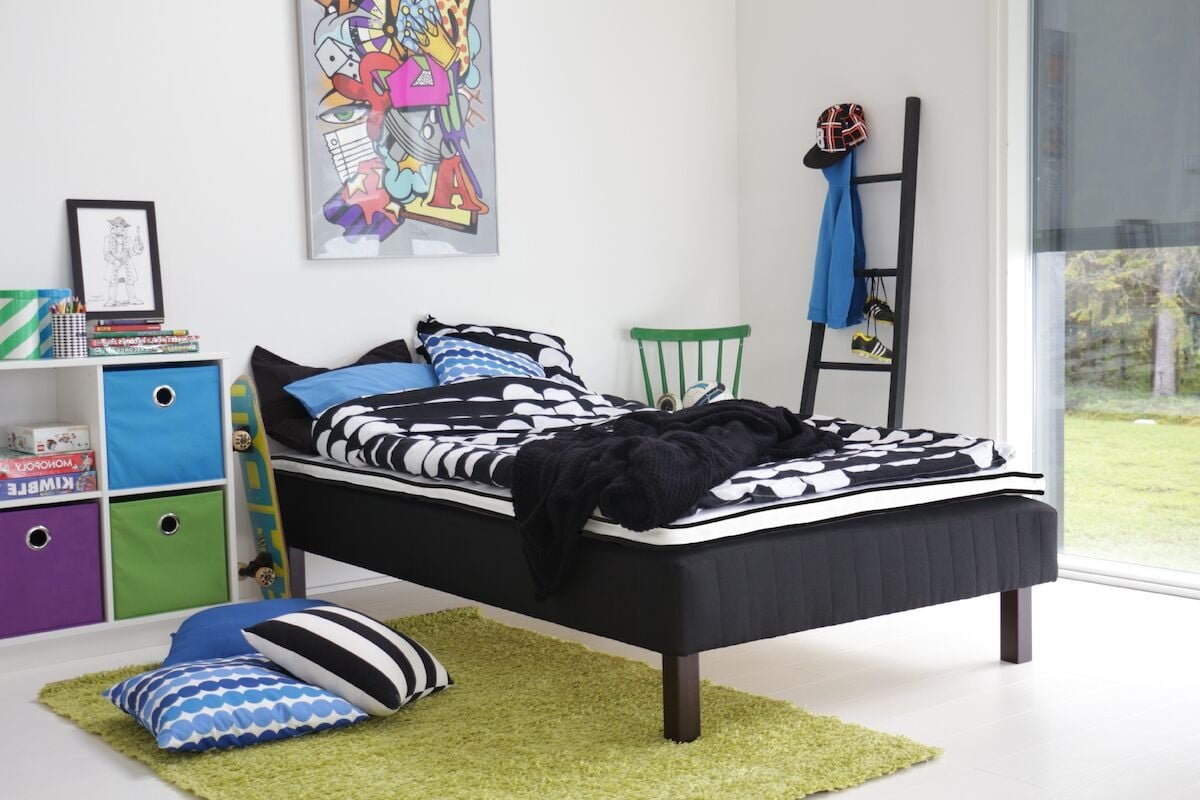lumi-bonnell-runkopatjasanky-120x200-musta-bianca-wenge-jalat-lumi-petauspat