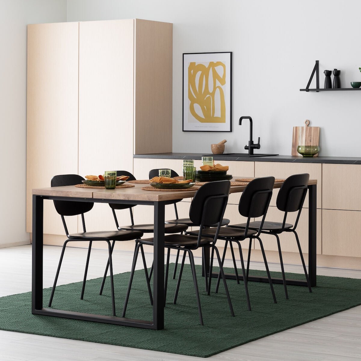 manner-amira-6-hengen-ruokailuryhma-lakattu-tammi-musta-musta-tuoli