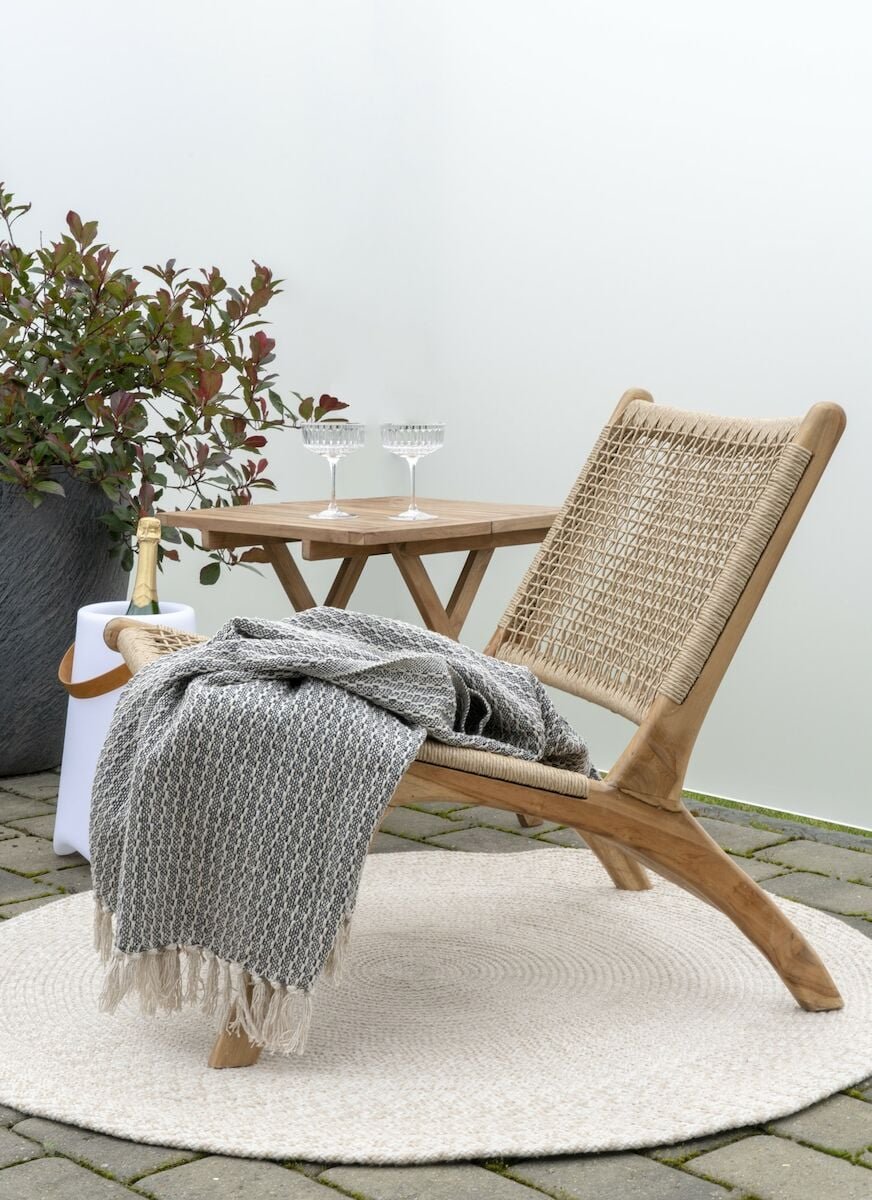 house-nordic-menorca-pyorea-muovimatto-o120-cm-hiekka-sisa-ulkokayttoon