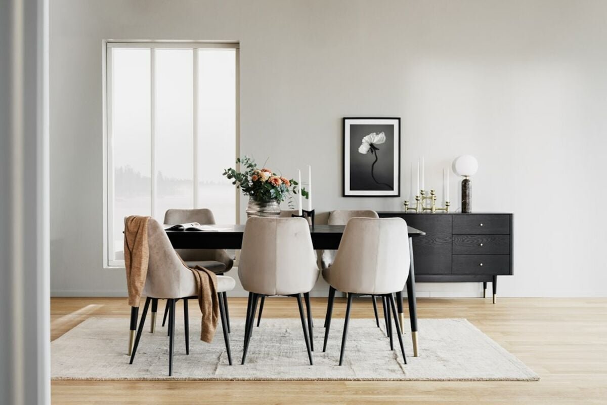 rowico-home-sierra-tuoli-beige-kangasverhoilu