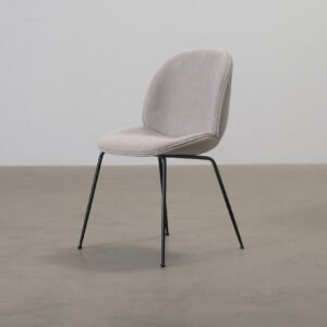 GUBI Beetle tuoli beige