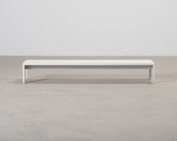 Muuto Stacked podium