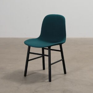 Normann Copenhagen Form tuoli vihreä