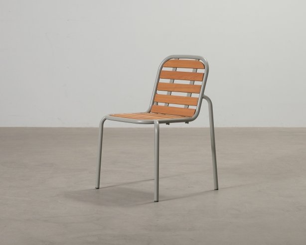 Normann Copenhagen Vig Robinia tuoli vaaleanharmaa