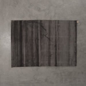Roots Living Pile Wool villamatto 170 x 240 cm tummanharmaa