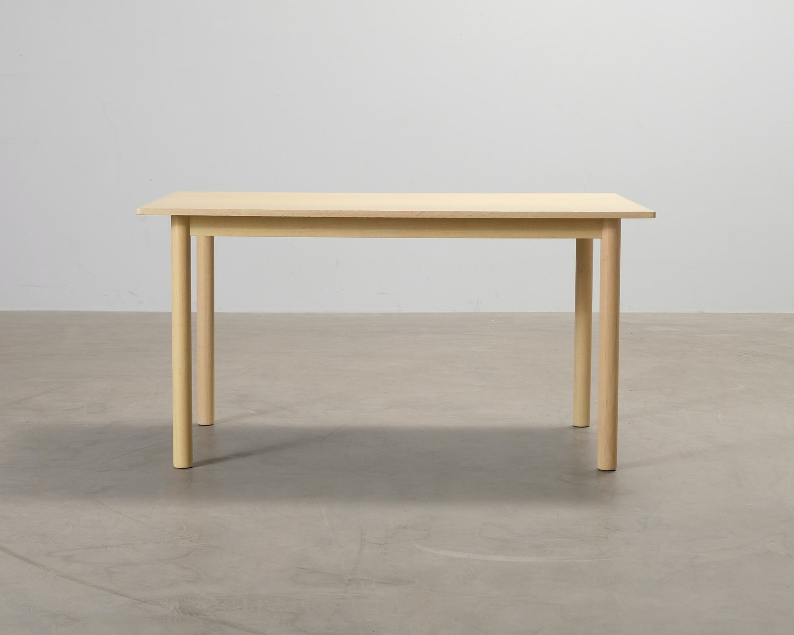 Decotique Milo C12 ruokapöytä tammi 140 cm