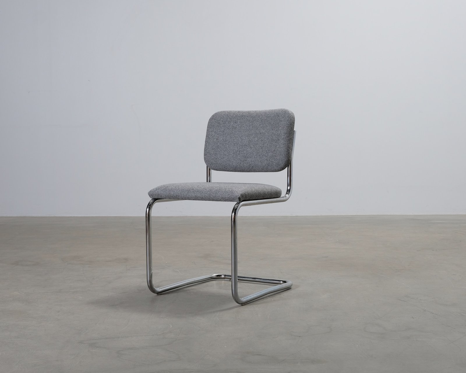 Knoll Cesca tuoli harmaa