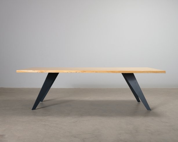 Ruokapöytä 260 cm