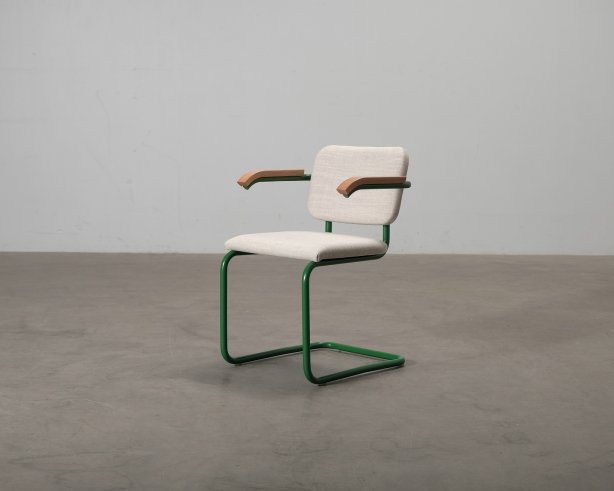 Knoll Cesca tuoli käsinojilla beige / vihreä / pyökki