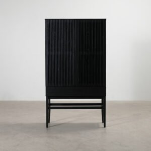 Nordic Furniture Group Gradino vitriinikaappi