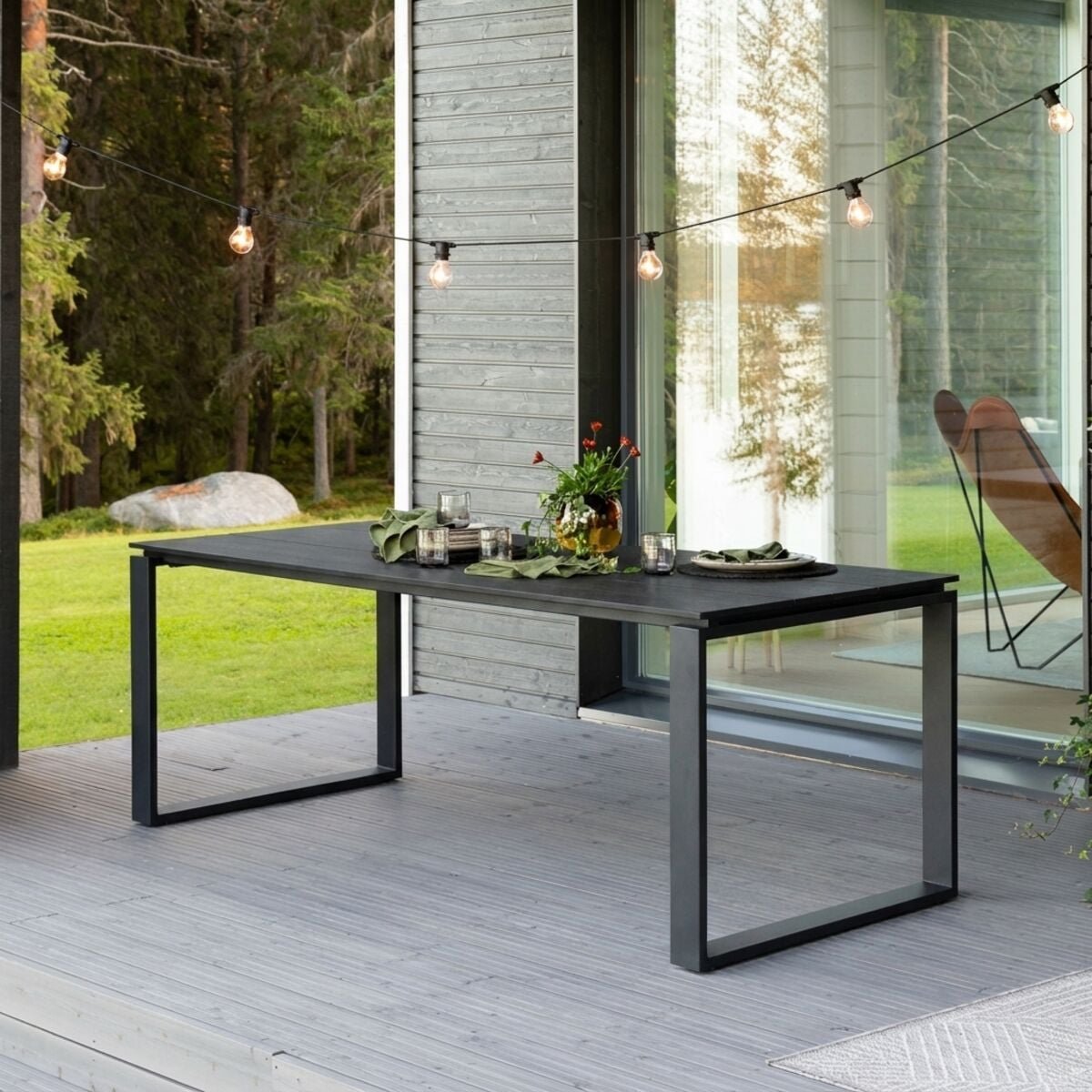Trendline aintwood ruokapöytä 210x100 cm musta
