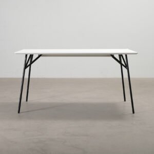 Sofacompany Allie ruokapöytä 150 cm valkoinen / musta