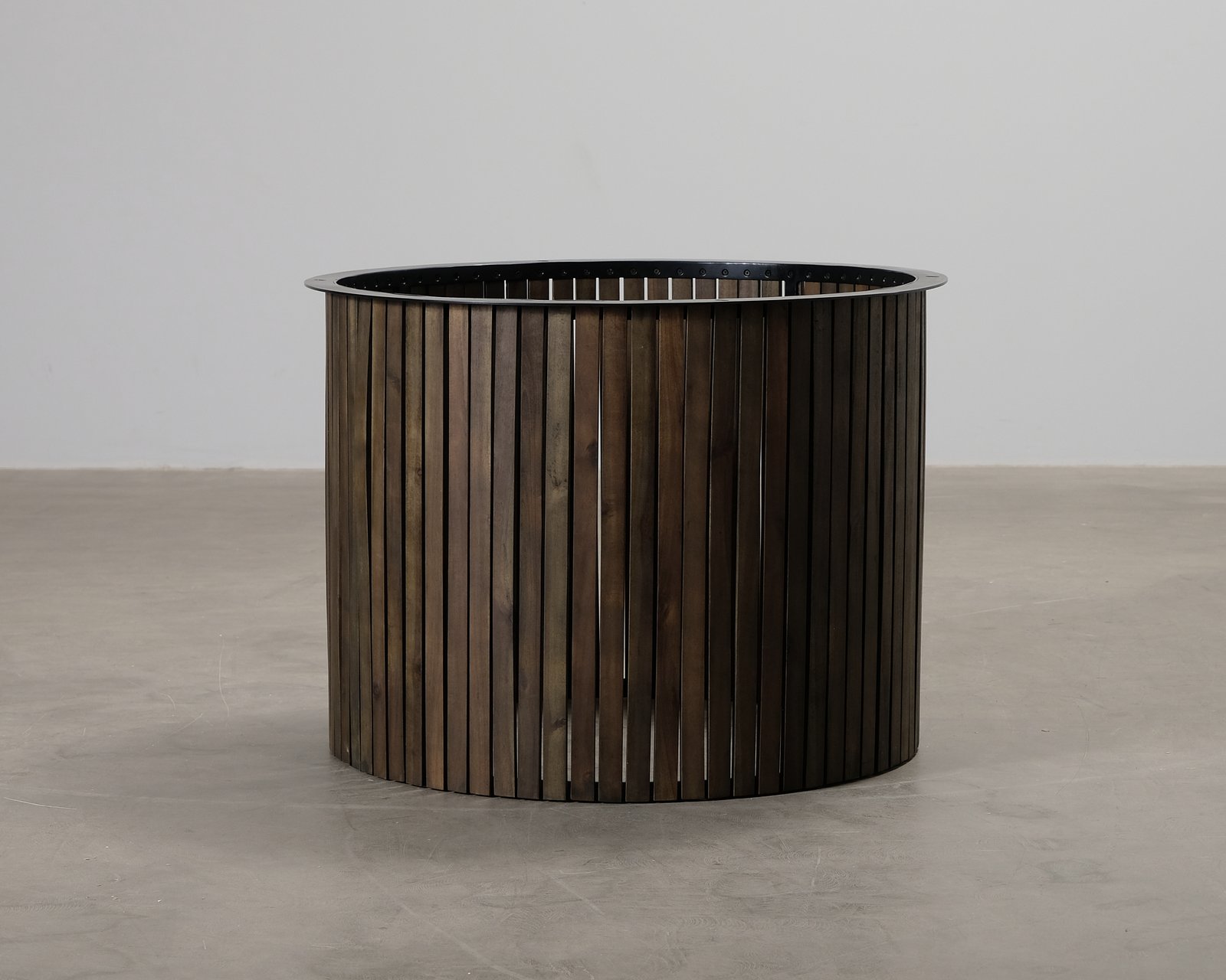 FeelDesign Circle pöydänjalka tummanruskea