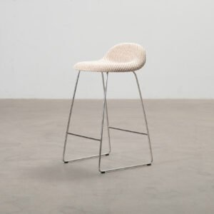 GUBI 3D baarituoli beige