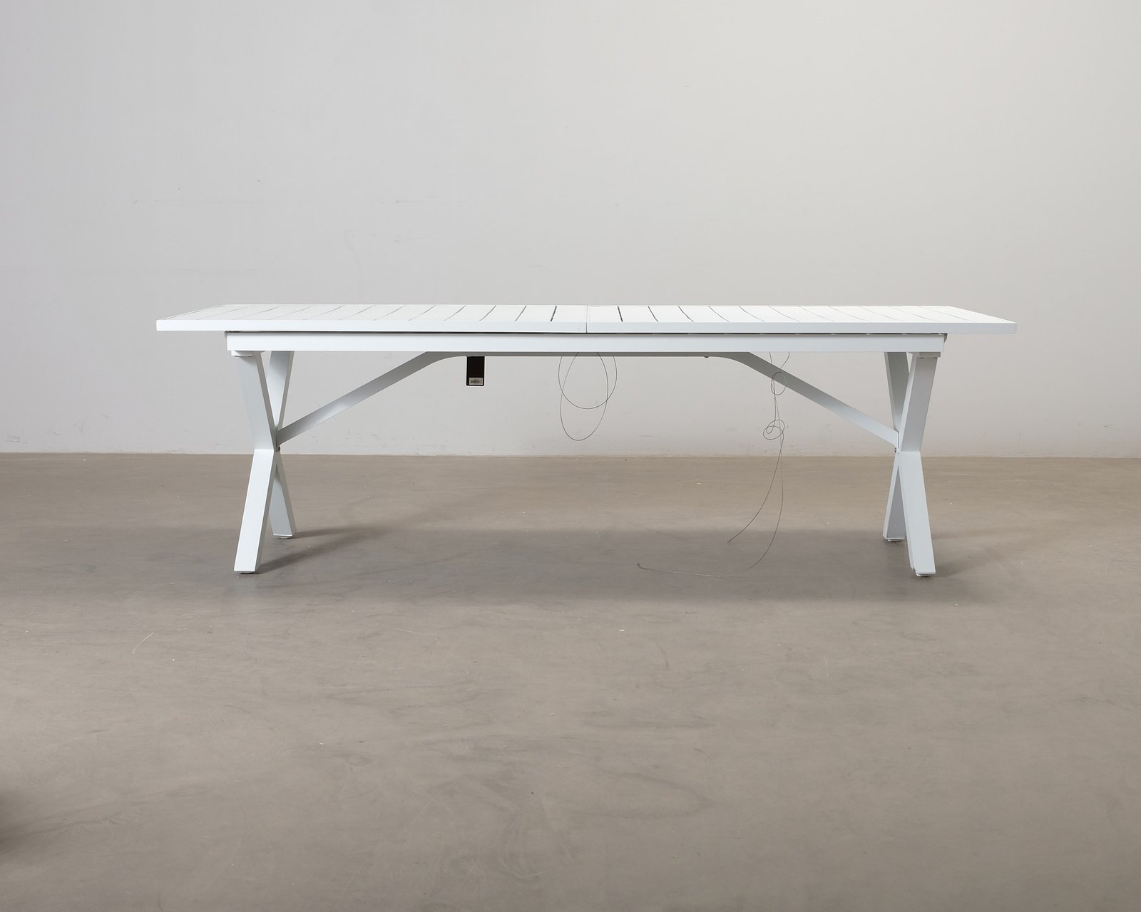 Brafab Hillmond terassipöytä 238 cm valkoinen