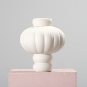 Louise Roe Balloon 03 vaasi Raw White