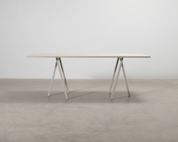Hay Loop Stand pöytä beige