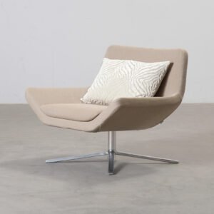 B&B Italia nojatuoli beige