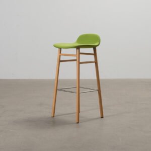 Normann Copenhagen Form 75 cm baarituoli vihreä