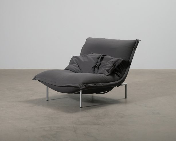 Ligne Roset Calin nojatuoli harmaa