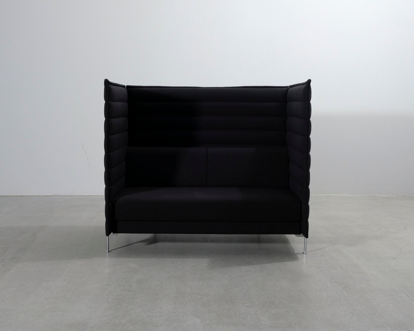 Vitra Alcove Highback 2-istuttava akustiikkasohva musta