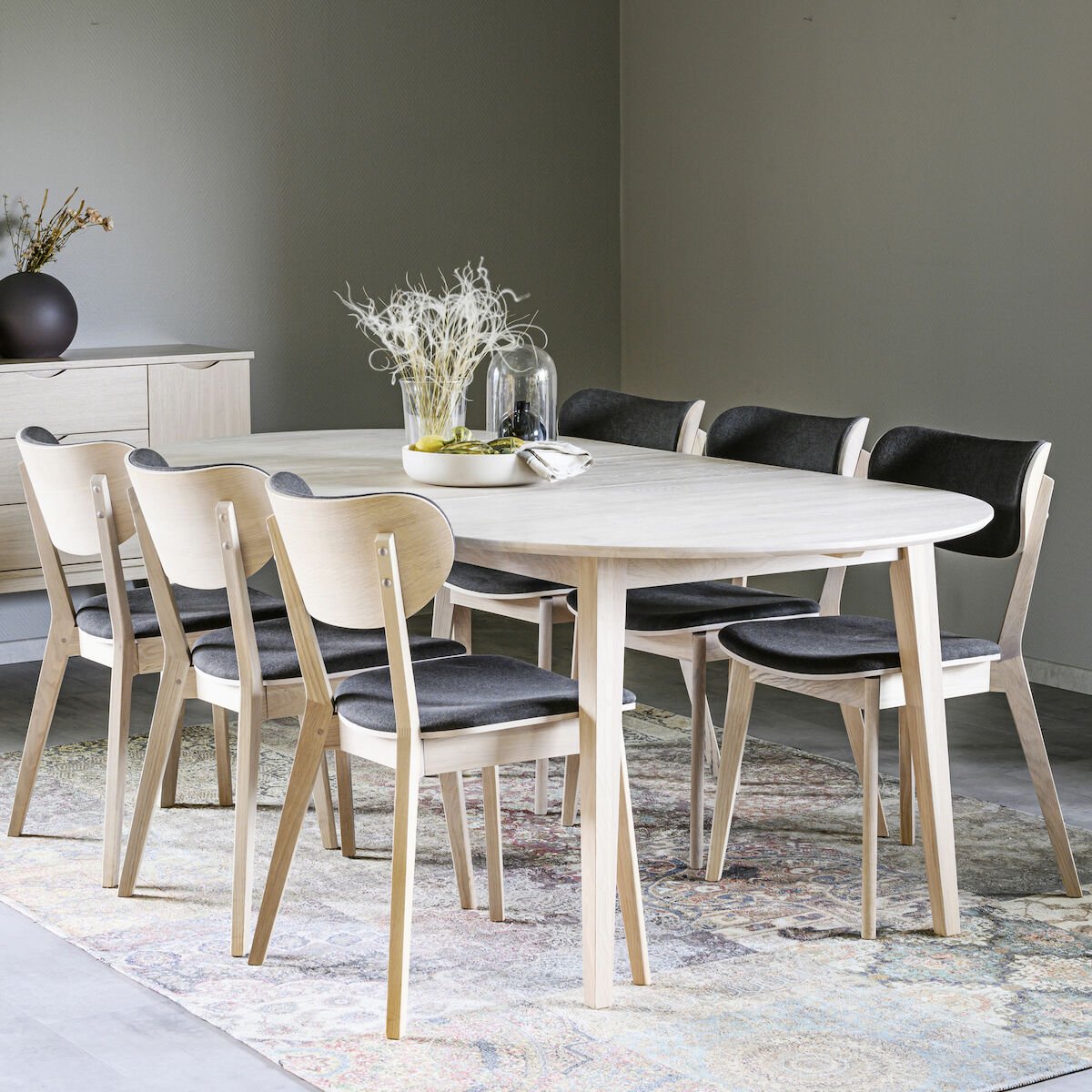Rowico Home Filippa-Kato ovaali 6-hengenruokailuryhmä valkoöljytty tammi/valkola