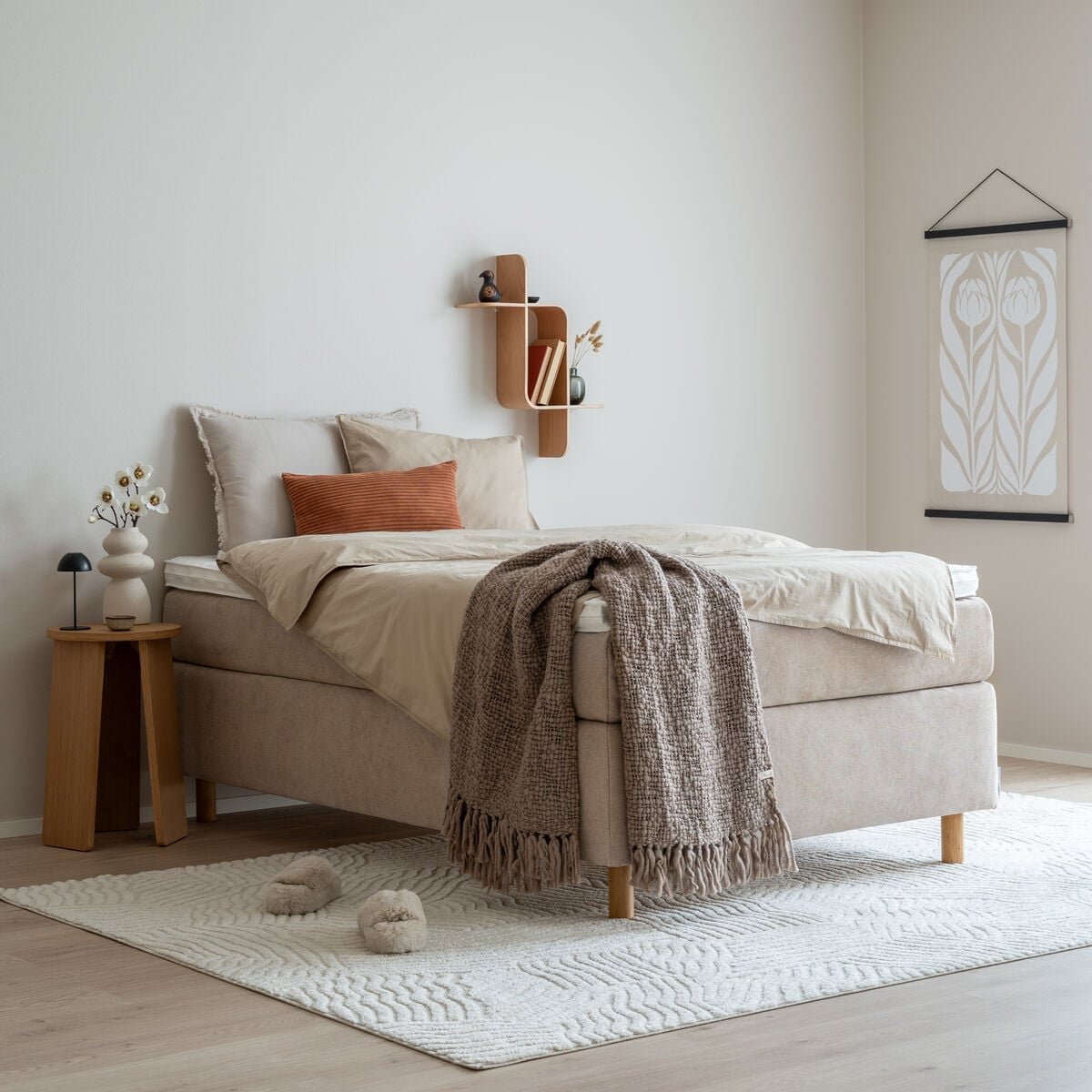 Unia Kulta jenkkisänky 120x200 XL beige, Unia Pronssi 5cm, Pyöreä öljytty