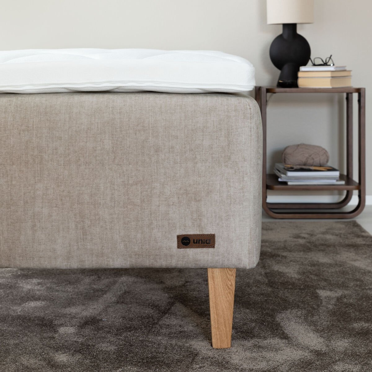 Unia Platina runkopatjasänky 120 L luonnonkumi, tammi jalat, beige Vogue 02
