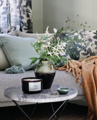 Vetiver Lavender large tuoksukynttilä harmaasininen