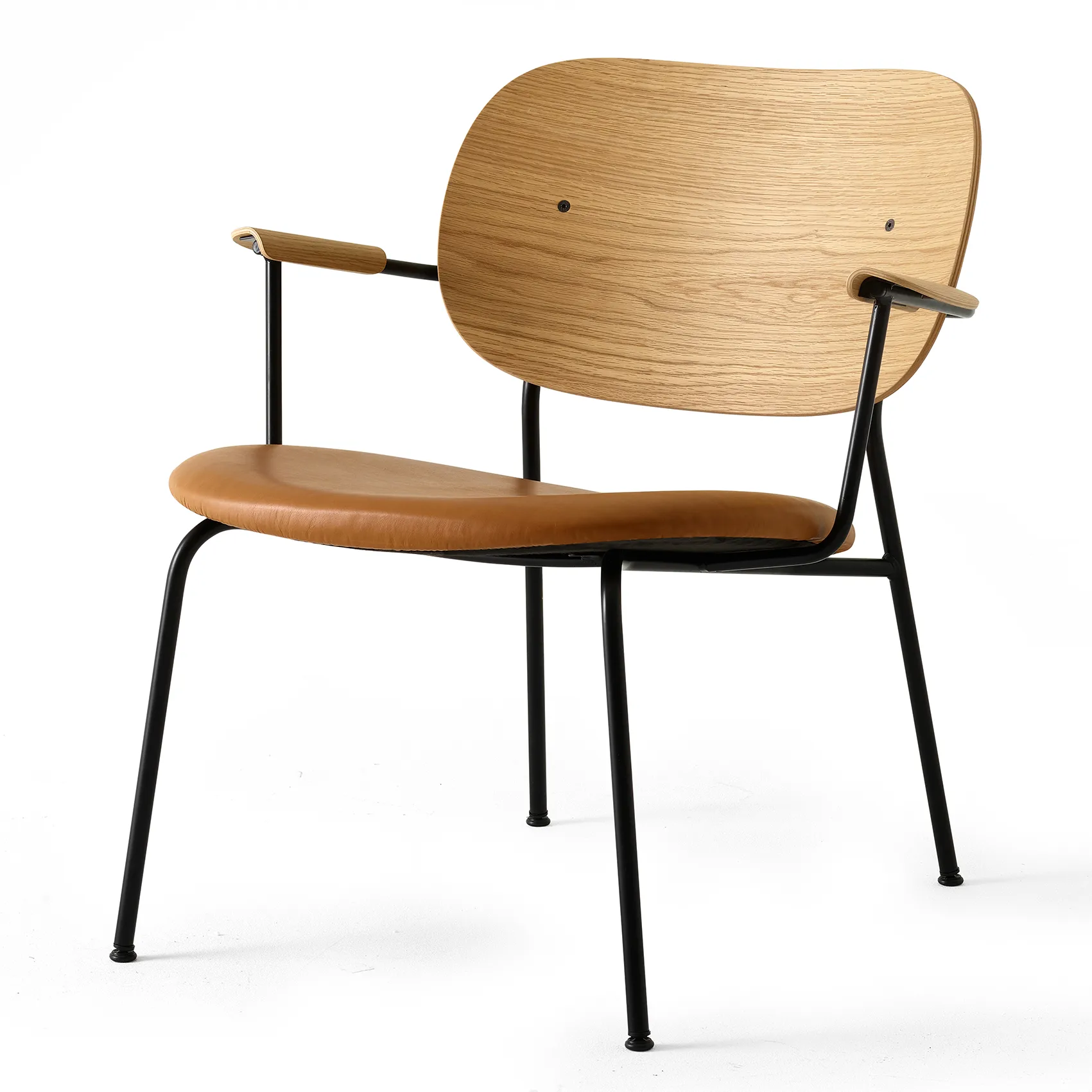 Audo Copenhagen Co -loungetuoli Tammi