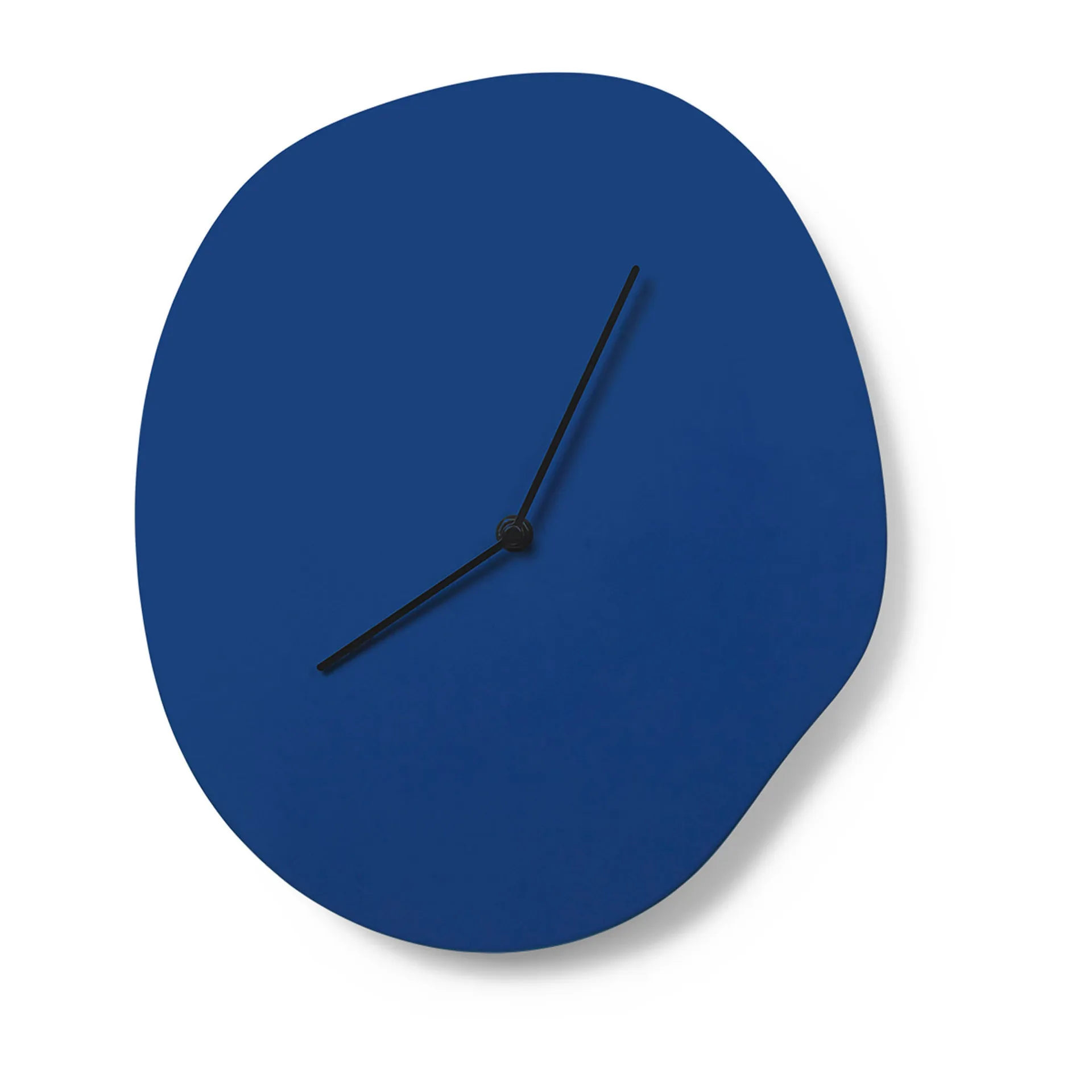 Ferm Living Melt seinäkello 28 x 33 cm Blue