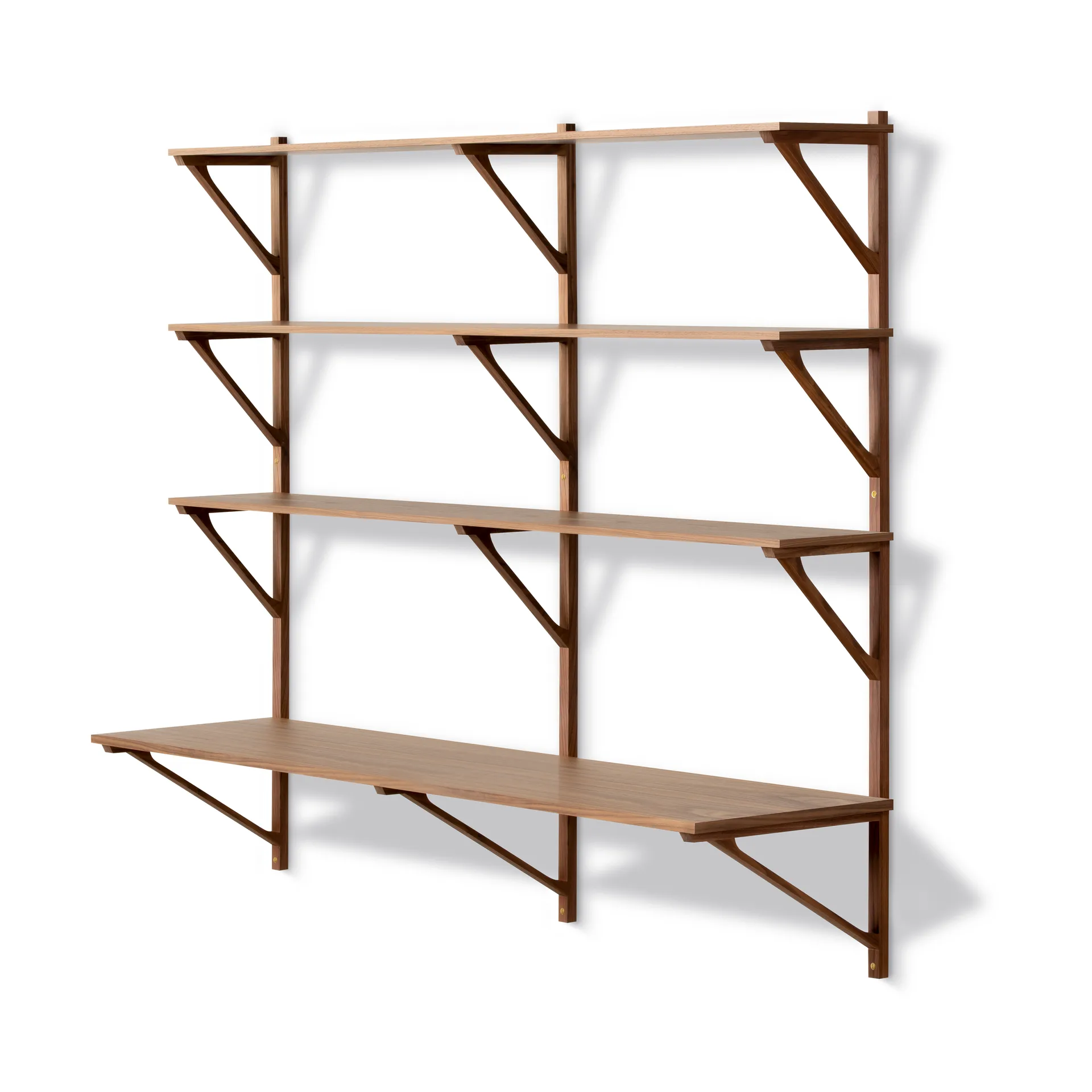Fredericia Furniture BM29 hylly kirjoituspöydällä 149x134 cm Pähkinälakka