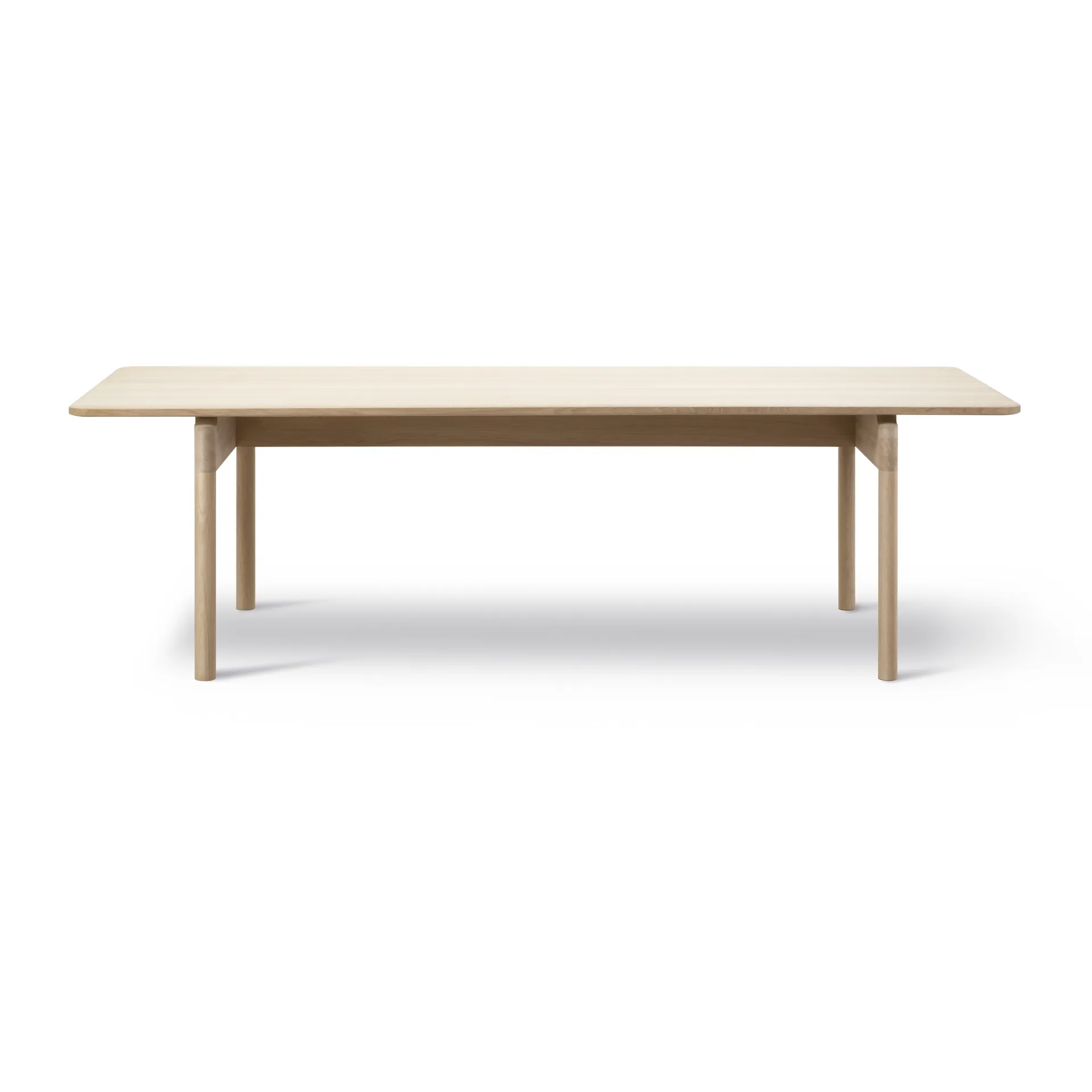 Fredericia Furniture Post 6441 ruokapöytä 270x100 cm Tammi-saippua