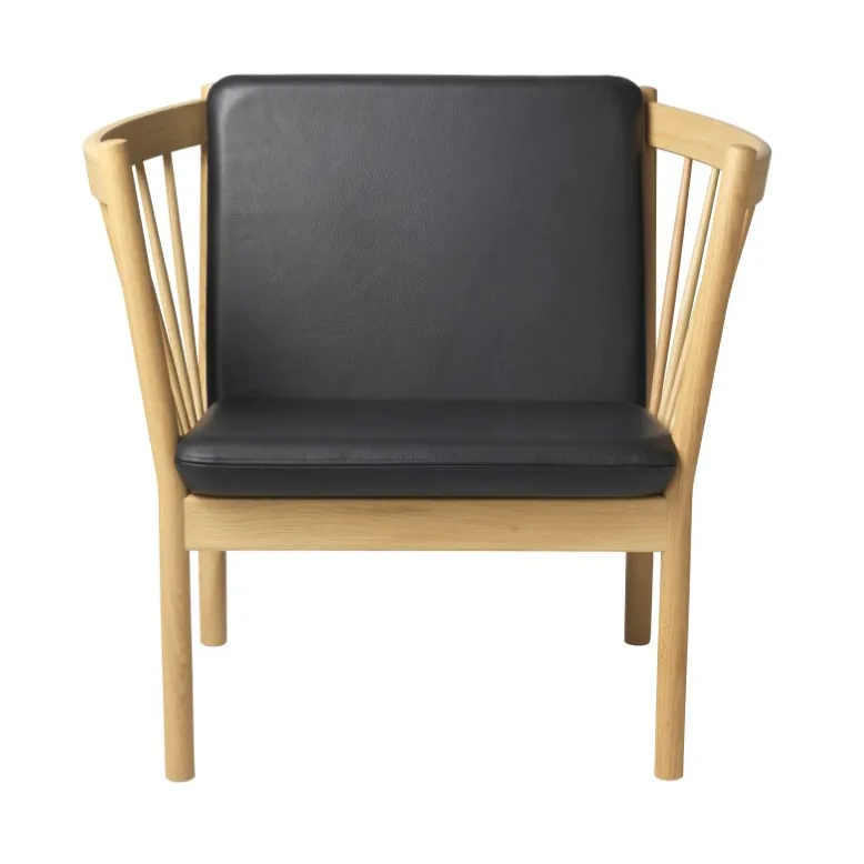 FDB Møbler J146 nojatuoli Oak nature lacquered-black leather