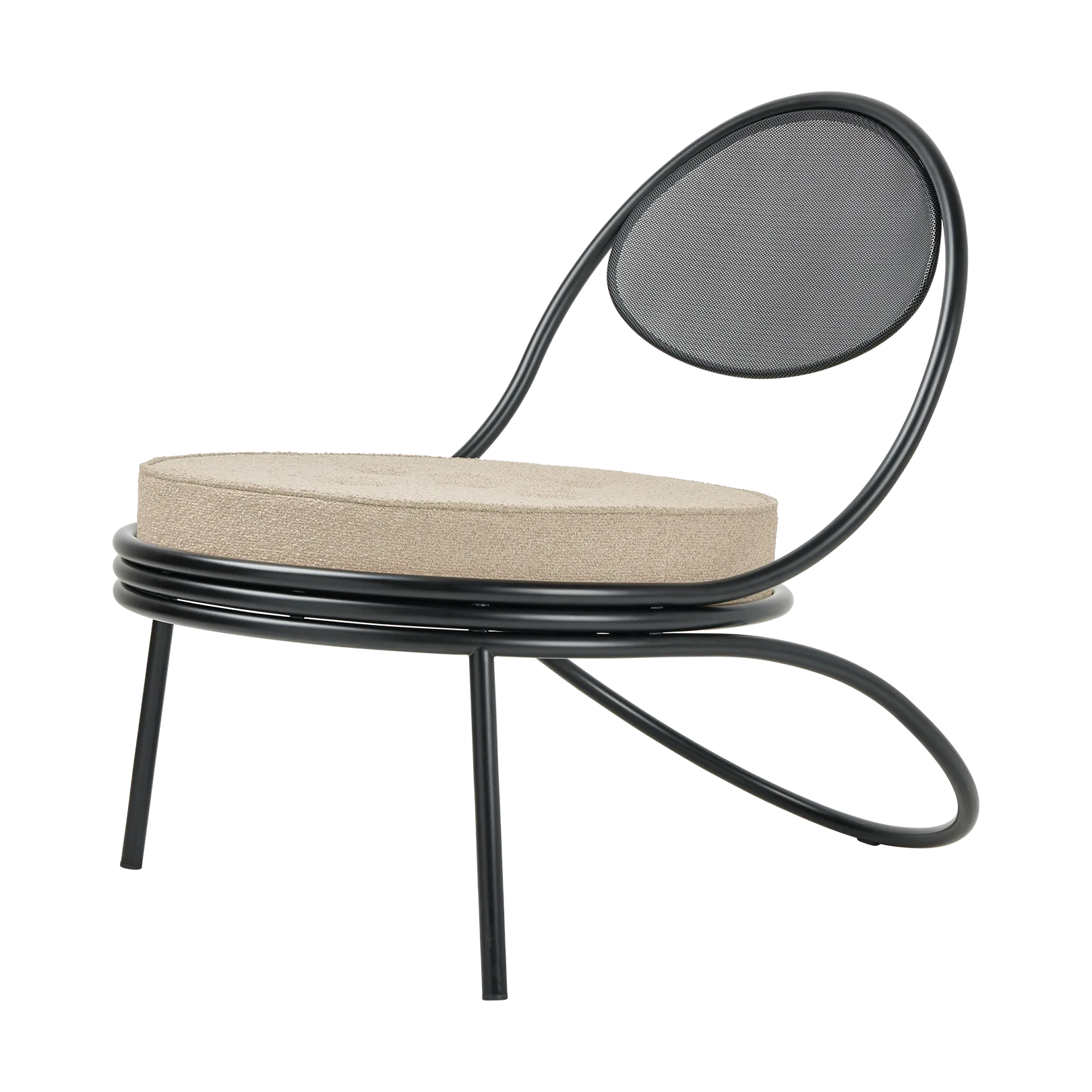 GUBI Copacabana Outdoor Lounge Chair verhoiltu istuinosa Lorkey limonta 41-mustilla jaloilla