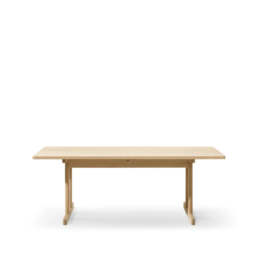 Fredericia Furniture 6286 ruokapöytä Saippuoitu tammi