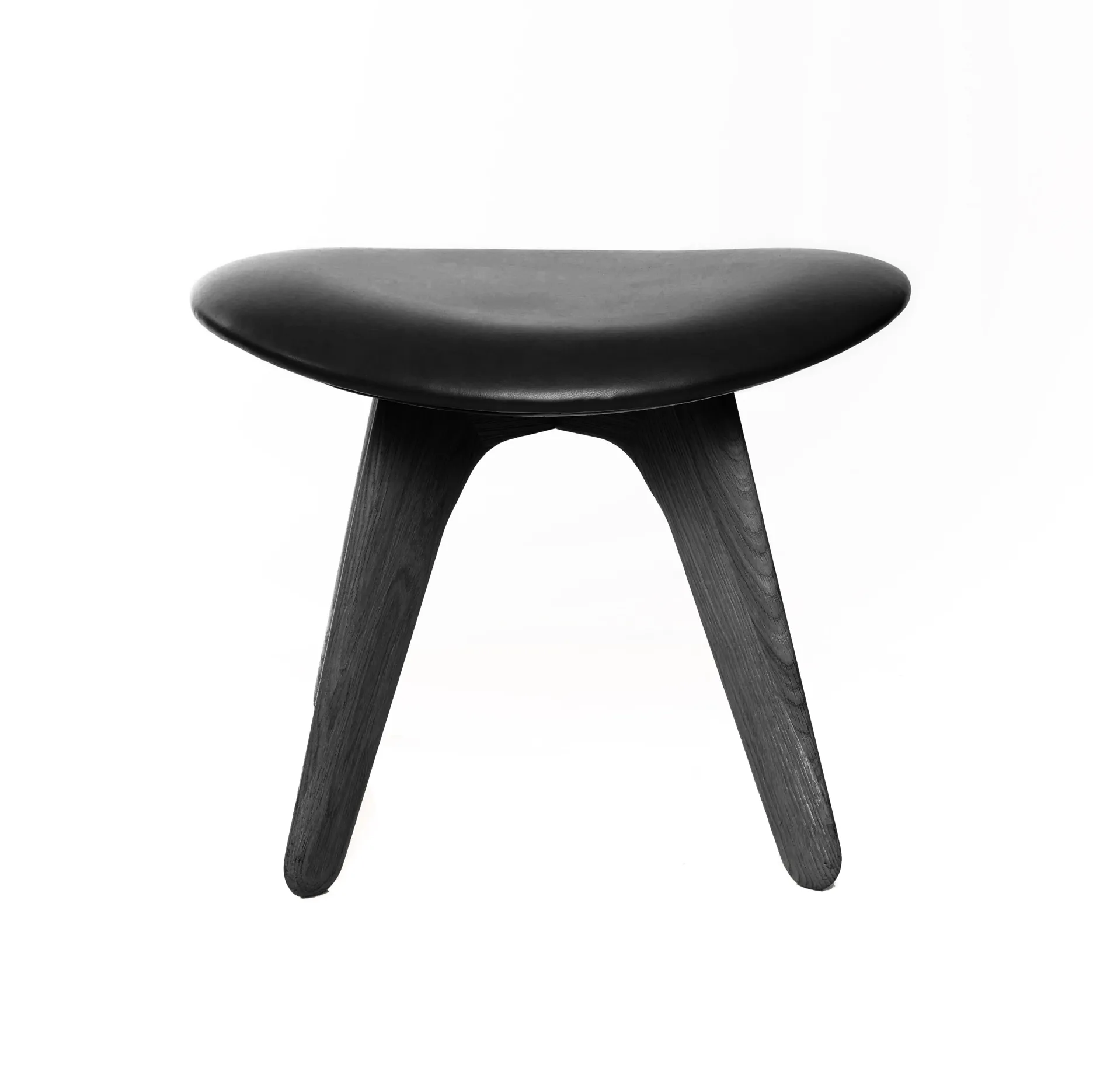 Tom Dixon Slab rahi 45x55 cm Musta tervaleppä-black leather