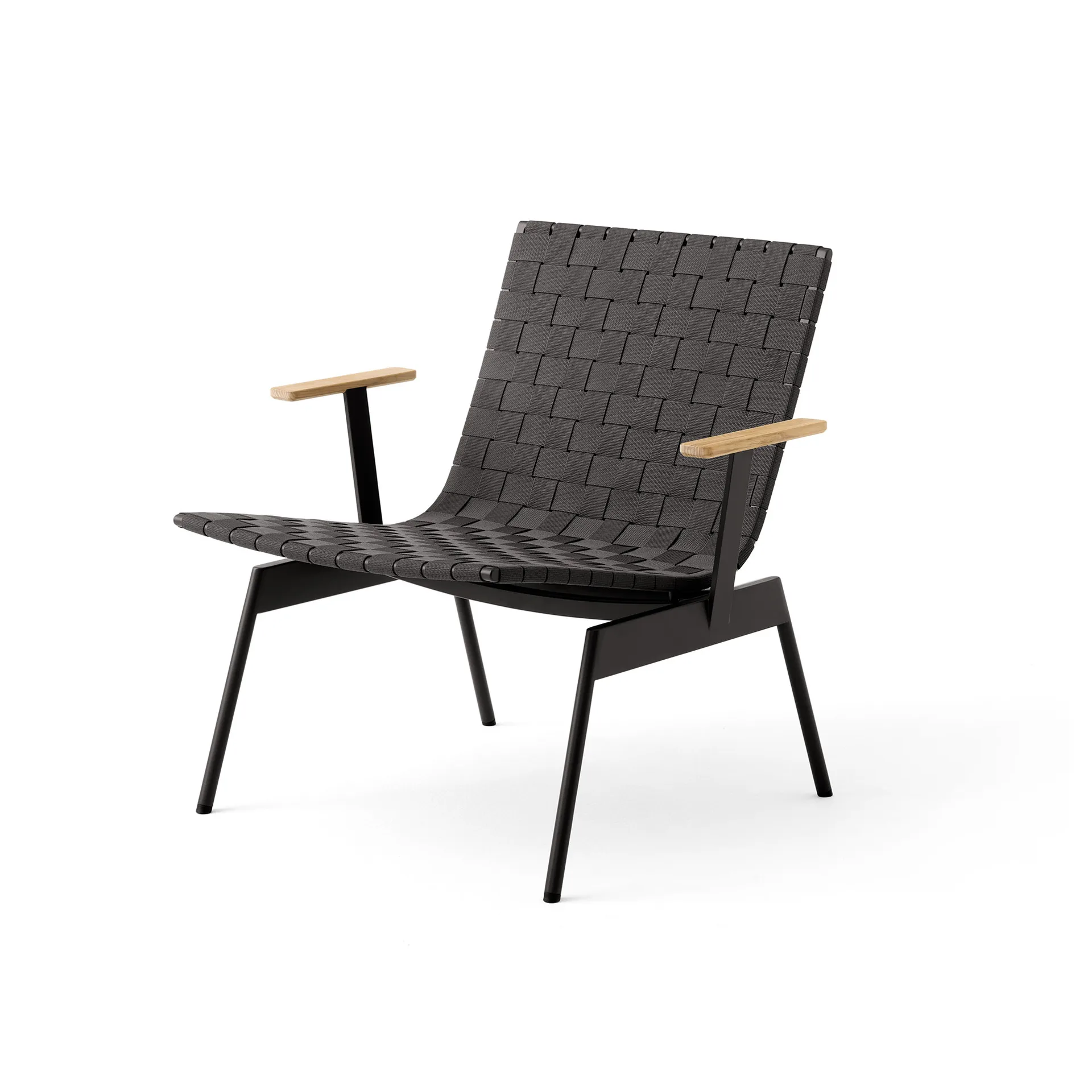 &Tradition Ville Outdoor AV45 lepotuoli käsinojilla Warm black
