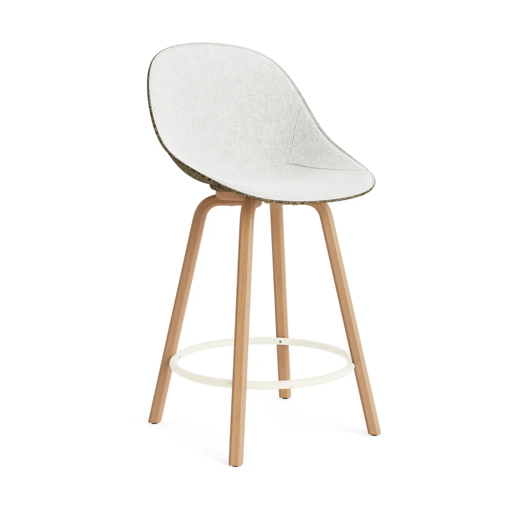 Normann Copenhagen Mat Bar Chair baarituoli etupuoliverhoiltu  65 cm Hallingdal 110-seaweed-beech-cream steel