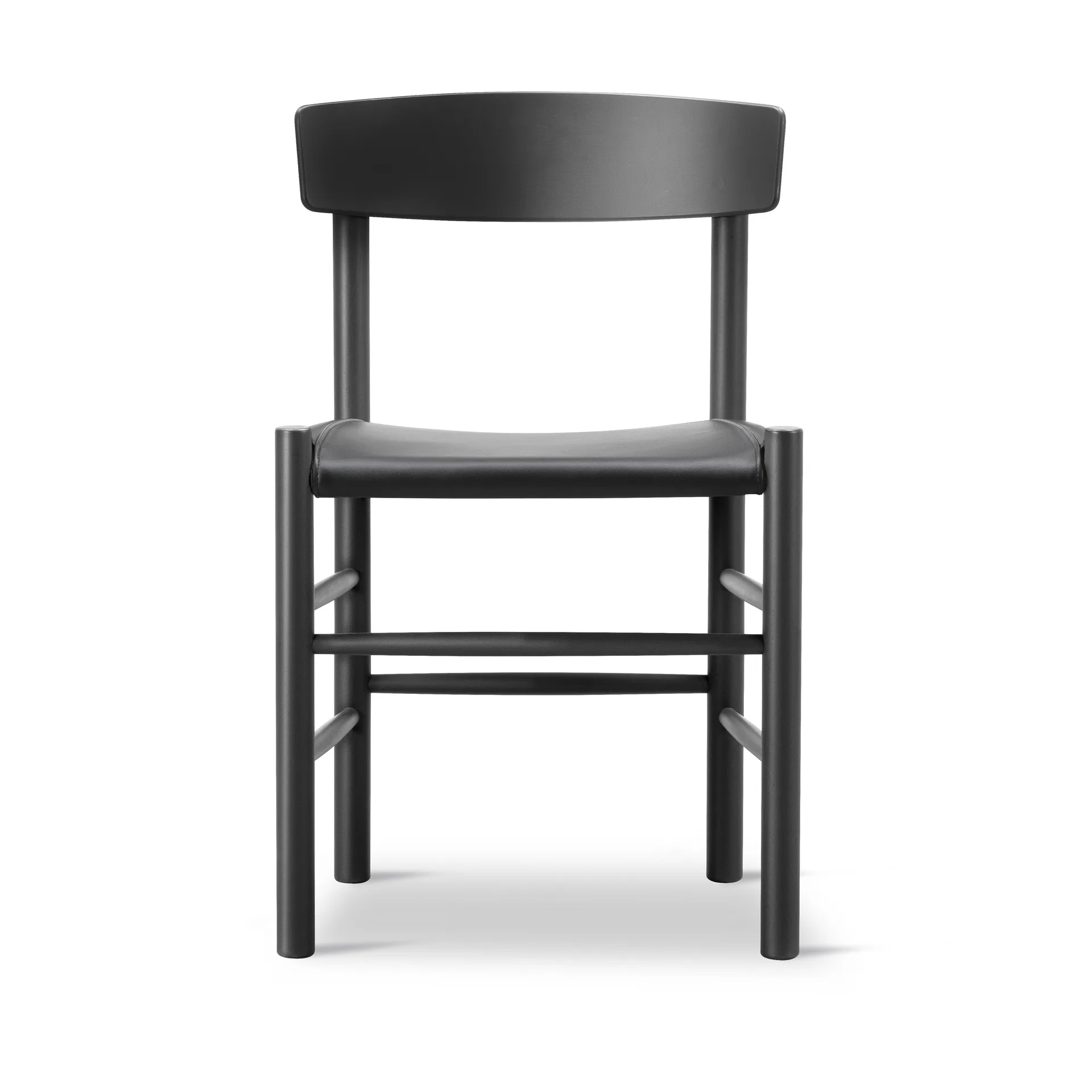 Fredericia Furniture J39-tuoli Musta lakattu koivu-nahka Omni 301 musta